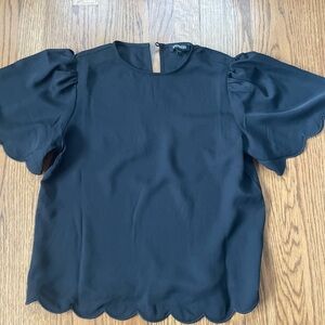 Women’s Express Top w Scallop Edge XS